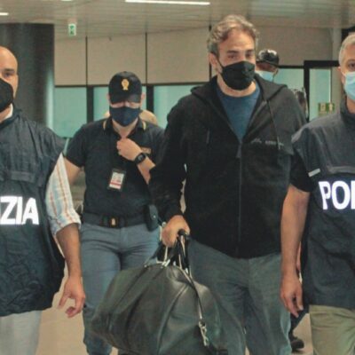 Copertina di Il “Fanfara” e il falò delle truffe a 6 zeri per Vip e calciatori