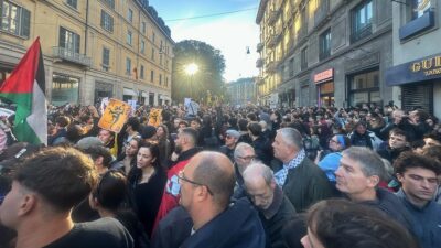 Copertina di Le proteste in Italia: a Milano corteo spontaneo da Cairoli. Tensioni a Torino. A Roma 200 identificati: 63 portati in questura
