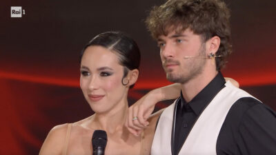 Copertina di “Faccio terapia da quando avevo 7 anni. Mi stavo sulle pa**e pure io. Ero così gelosa che rischiavo di perdere l’uomo che amavo”: lo confessa Aurora Ramazzotti