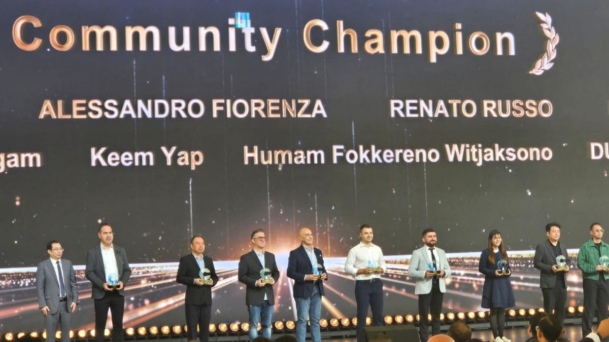 Dos italianos, premiados por Chery por sus comunidades de dueños de Omoda