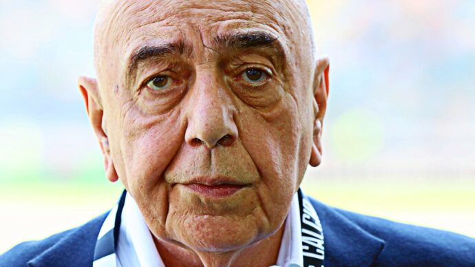 Voto Figc, dal Nord spunta “nonno” Galliani: un 82enne fedelissimo di Berlusconi per salvare il calcio | Il commento