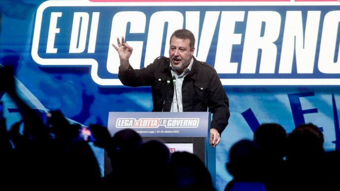 Salvini si blinda  e sfida Meloni:  “Mai più  soldi  e armi per Kiev”