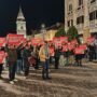Copertina di “La città sfiducia Mastella”, 500 persone in corteo a Benevento per chiedere le dimissioni del sindaco