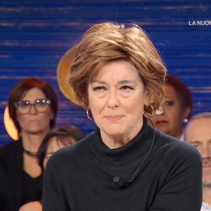 “A Ballando con le Stelle potrei strappare la parrucca e restare con i miei capelli”: Monica Guerritore rinata dopo la chemioterapia