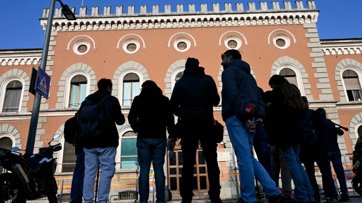 youssef siher non risponde al gip i legali nessuna condotta istigatoria attesa per la decisione sulla convalida del fermo da Ilfattoquotidiano.it youssef siher non risponde al gip i legali nessuna condotta istigatoria attesa per la decisione sulla convalida del fermo