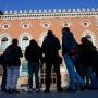 Copertina di Youssef Siher non risponde al gip, i legali: “Nessuna condotta istigatoria”. Attesa per la decisione sulla convalida del fermo