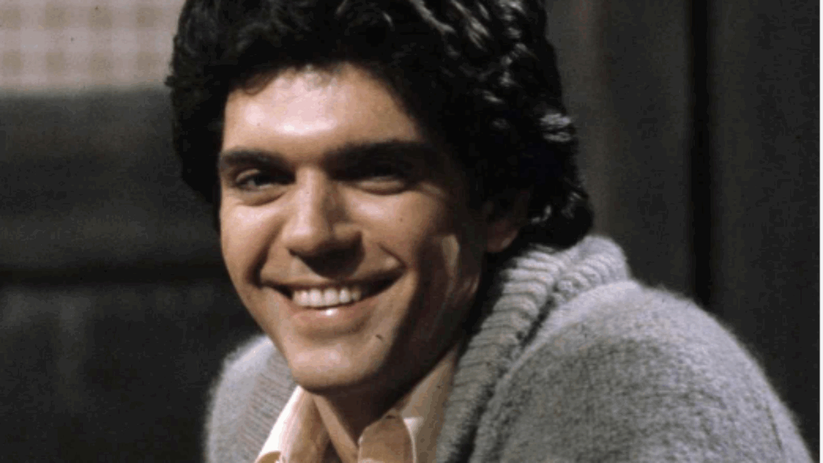 È morto Alan Dysert, l’attore era Sean Cudahy nella soap opera “La valle dei pini”. Ha avuto per oltre dodici anni una rara e aggressiva forma di cancro