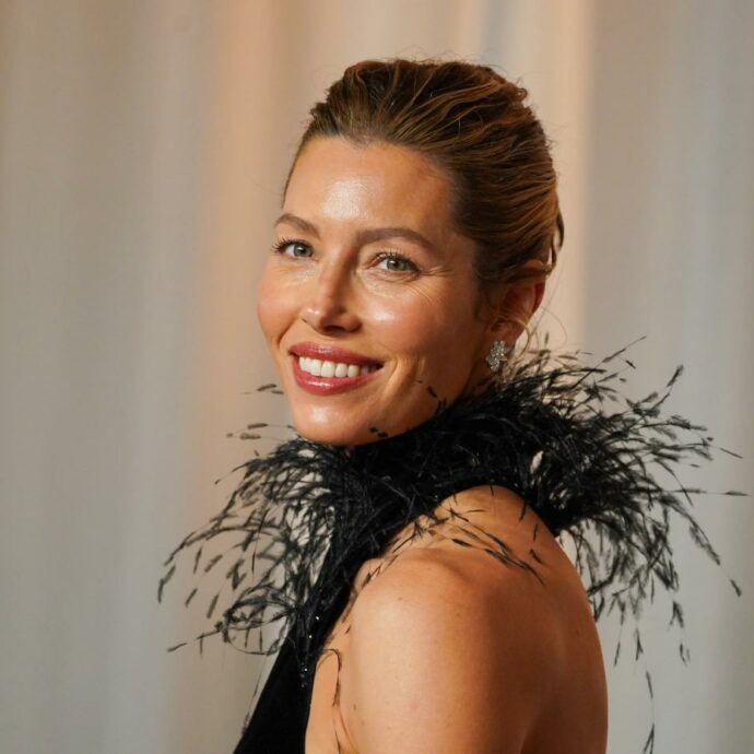 Jessica Biel conferma l’arrivo di un reboot della serie tv “Settimo cielo”: “Racconteremo le esperienze che vivono oggi gli adolescenti e le famiglie”