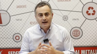 Copertina di Michele De Palma lascia la guida della Fiom: oggi verrà scelto il suo successore. È in corsa per guidare la Cgil