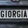 Copertina di Nella Manovra via libera alle targhe dell’auto personalizzate (al costo di 600 euro). Meloni: “Ci si potrà sbizzarrire”
