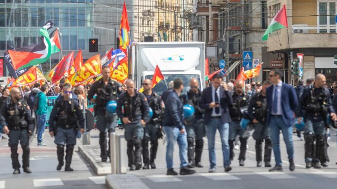 Sciopero generale, Usb: “Il governo non risponde nel merito delle proteste”. Rischio violenze? “Spostano l’attenzione sull’ordine pubblico”
