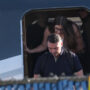 Copertina di Bolsonaro jr rompe il silenzio dagli Usa: “Sono io il vero presidente, presto mobilitazioni in tutto il Brasile”