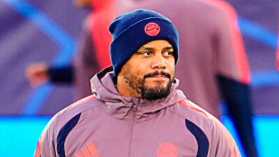 Copertina di Kompany lascia l’ospedale: “È una malattia, non ha niente a che vedere con lo stress”. Cos’ha avuto