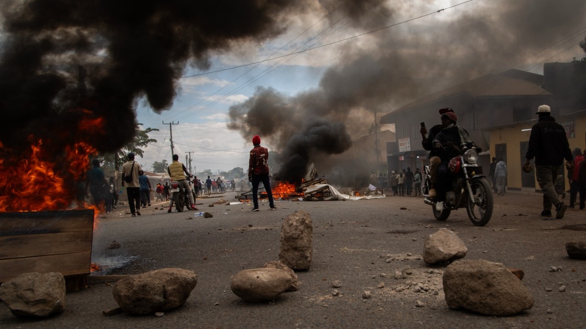 nessuna giustizia per i morti in piazza della tanzania un anno dopo il lutto 232 chiuso in casa da Ilfattoquotidiano.it nessuna giustizia per i morti in piazza della tanzania un anno dopo il lutto 232 chiuso in casa
