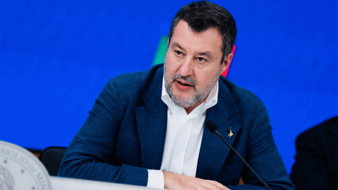 Per le partite Iva flat tax fino a 100mila euro (con pasticcio sull’Iva): nuova picconata del governo all’equità fiscale