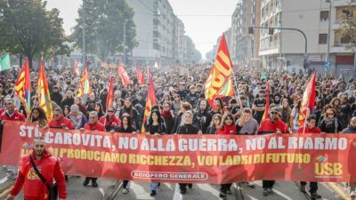 Copertina di Lo sciopero centra l’obiettivo: “più di un milione” in piazza contro carovita e armi. Senza incidenti nei cortei Usb