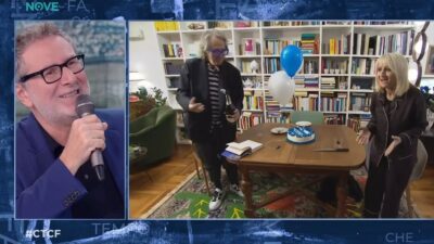 Copertina di “Sei una me**a Fabio, non ne compio 63, ma 62”: Luciana Littizzetto “bacchetta” Fazio per l’errore sulla torta per il suo compleanno