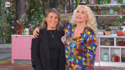 Copertina di “Devo riemergere per i miei bambini. Devo lavorare e continuare a vivere per loro e anche per me”: così Giusina Battaglia a “È sempre mezzogiorno” dopo la morte del marito