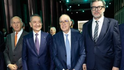 Copertina di Banche all’attacco contro il contributo in manovra: “Serve riflessione”. Giorgetti: “C’è potenziale burrasca e siamo tutti nella stessa barca”